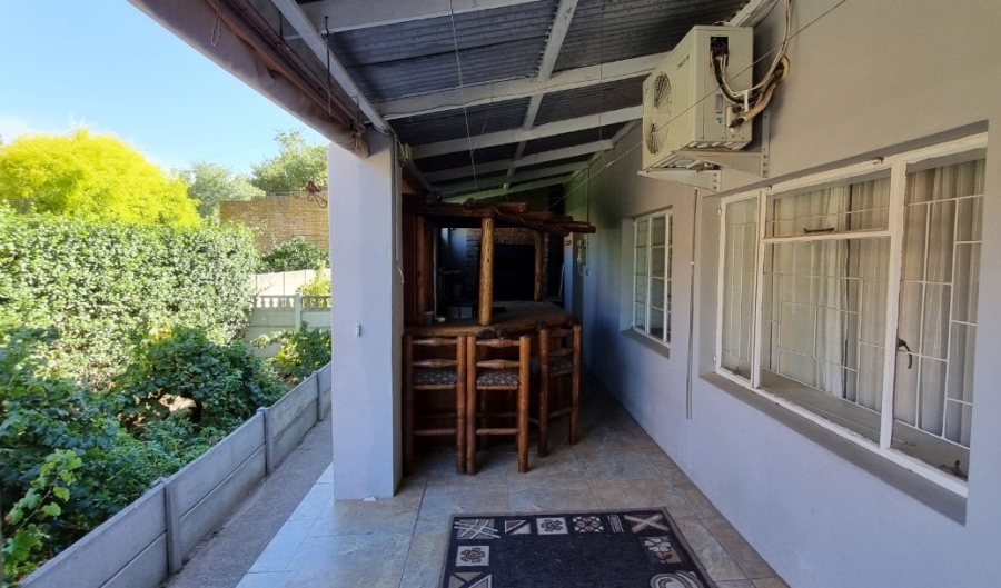 4 Bedroom Property for Sale in Porterville Western Cape